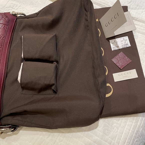 Authentic Gucci maroon leather hobo bag - Picture 11 of 17